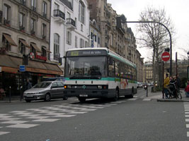 Paris, Place Blanche, 2005.02.09