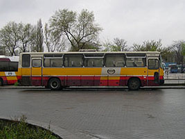 Budapest, Npliget autbuszlloms, 2004.04.17.
