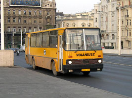 Budapest, Kossuth Lajos utca, 2005.04.12.