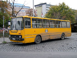 Budapest, Szna tr autbuszlloms, 2004.10.23.