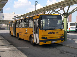 Budapest, Etele tr autbuszlloms, 2005.05.30.